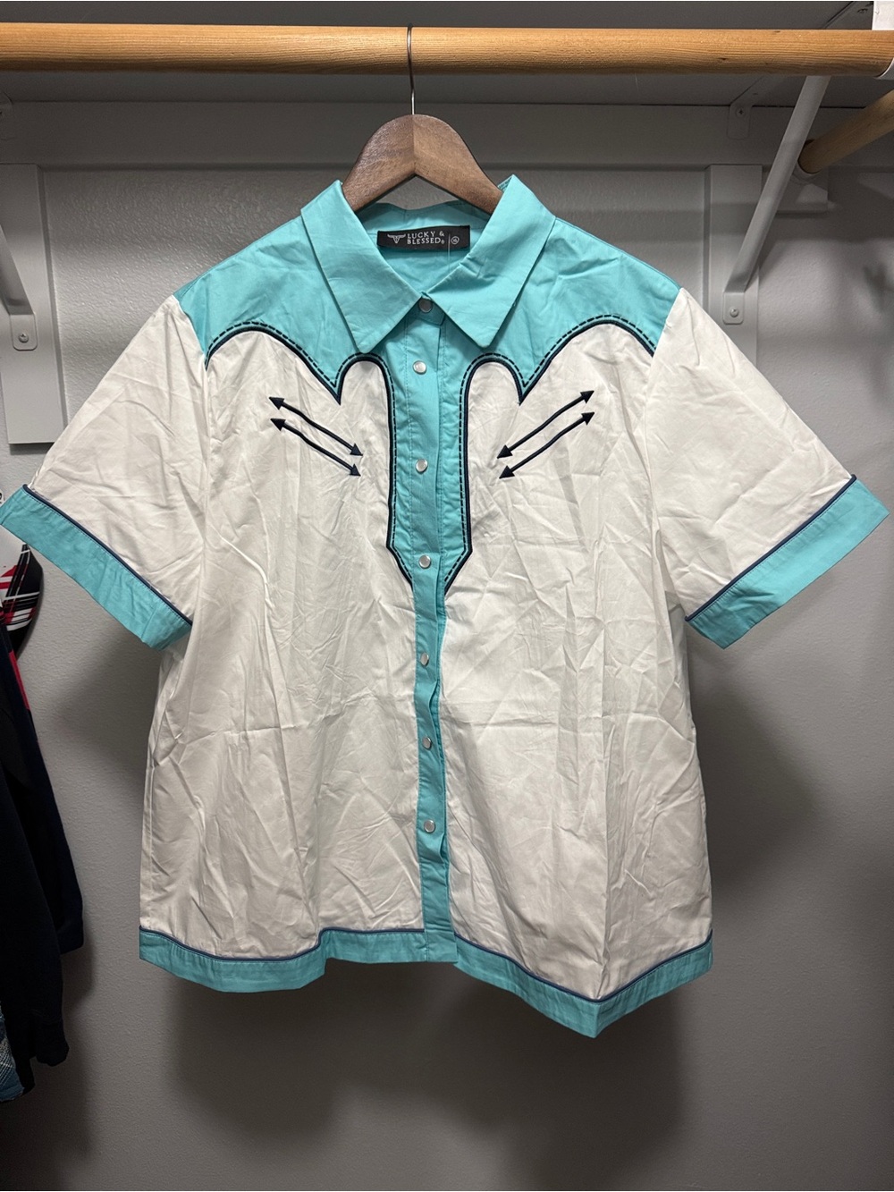 Lucky & Blessed White and Turquoise Short-Sleeve Western pearl snap top